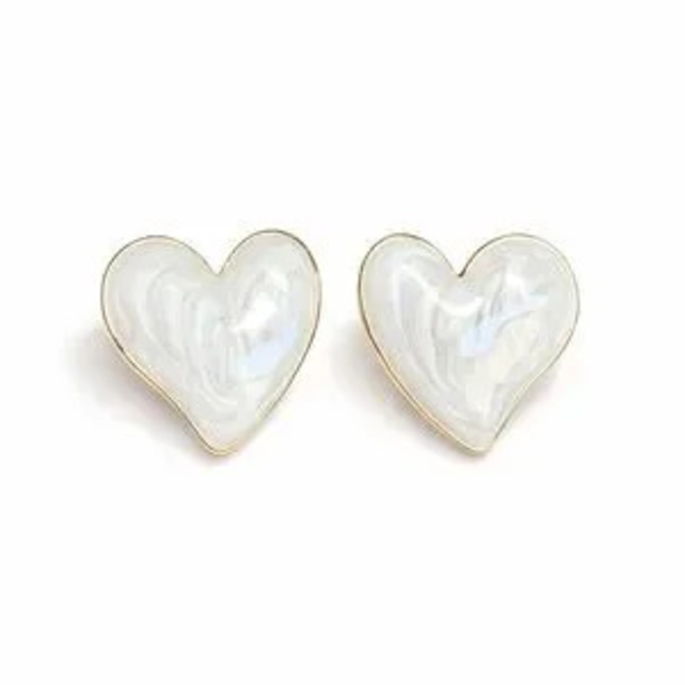 Elegant Heart-Shaped Cream Enamel Earrings